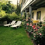 Pensión Pension-ferienwohnung Liesbachtal Direkt Am Waldrand Bayerische Rhoen