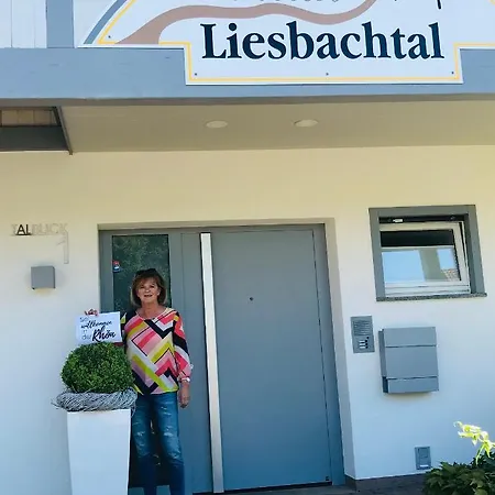 Gasthof Und Liesbachtal Direkt Am Waldrand Bayerische Rhön Schönau an der Brend