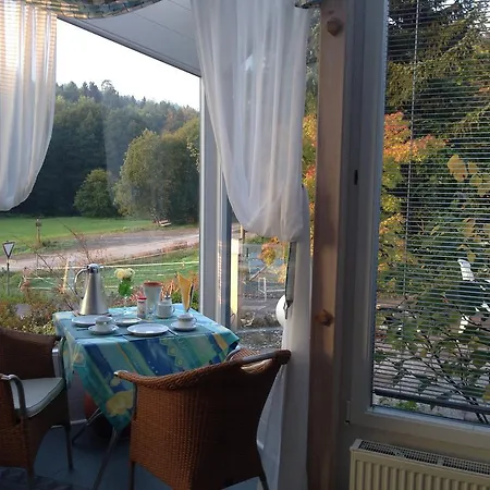Pension-ferienwohnung Liesbachtal Direkt Am Waldrand Bayerische Rhoen Pensión Schönau an der Brend