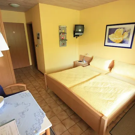Gasthuis Pension-ferienwohnung Liesbachtal Direkt Am Waldrand Bayerische Rhoen
